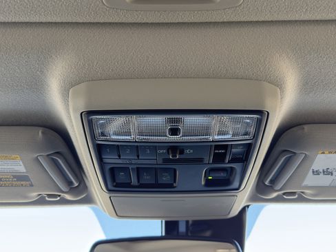 Used 2023 Toyota 4Runner Limited image 24