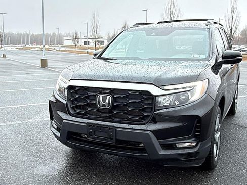 Used 2023 Honda Passport EX-L image 16