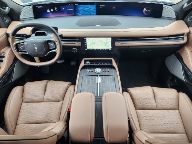 New 2027 Lincoln Navigator L Black Label AWD/4WD image 11