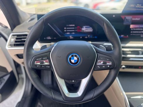 Used 2023 BMW 330e w/ Premium Package image 12