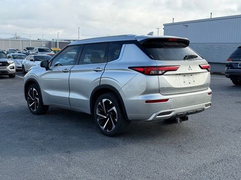 Used 2023 Mitsubishi Outlander SEL image 7