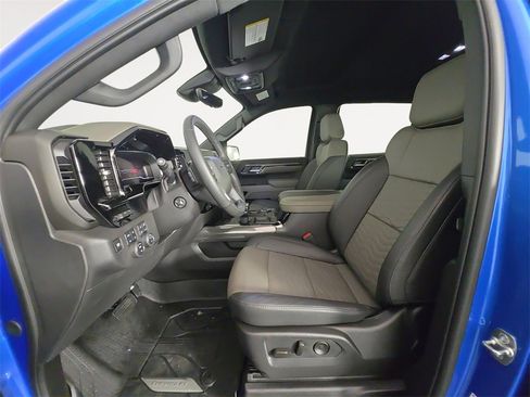 Certified 2025 Chevrolet Silverado 1500 ZR2 w/ Technology Package image 9