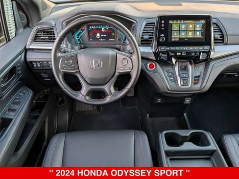 Used 2024 Honda Odyssey Sport image 31