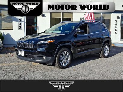 Used 2017 Jeep Cherokee Latitude w/ Comfort/Convenience Group