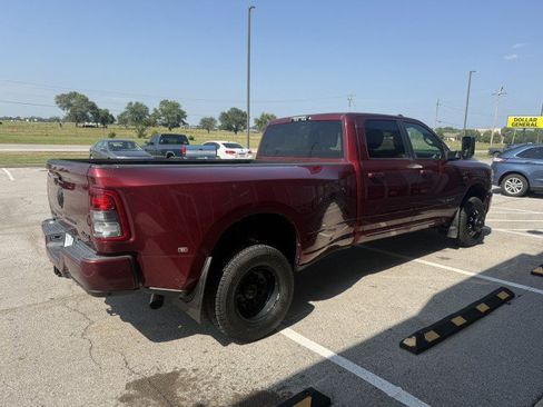 Used 2021 RAM 3500 Big Horn w/ Night Edition AWD/4WD image 2