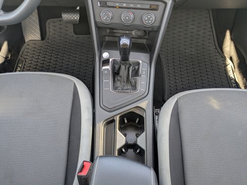 Used 2022 Volkswagen Taos S FWD image 18