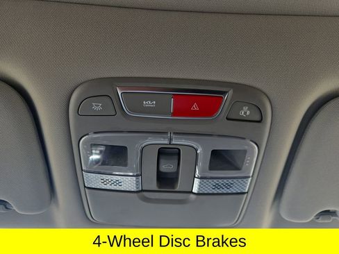 Used 2025 Kia Telluride S AWD/4WD image 30