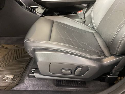 Certified 2023 BMW X1 xDrive28i w/ Convenience Package image 11