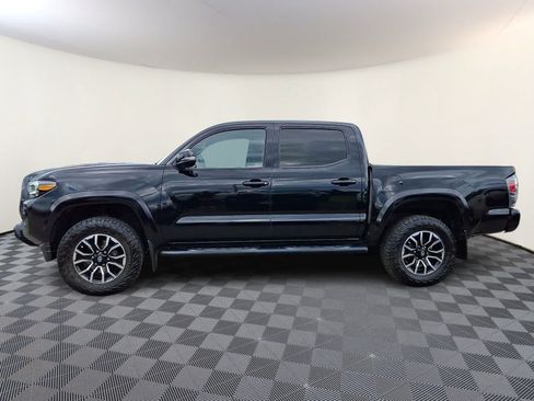 Used 2022 Toyota Tacoma TRD Sport w/ Technology Package AWD/4WD image 10