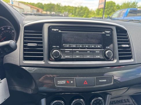 Used 2016 Mitsubishi Lancer ES image 26