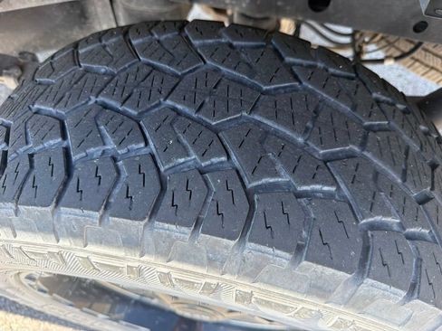 Used 2018 Ford F150 XL w/ Equipment Group 101A Mid RWD image 3