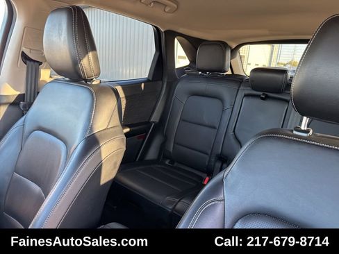 Used 2020 Ford Escape SEL image 30