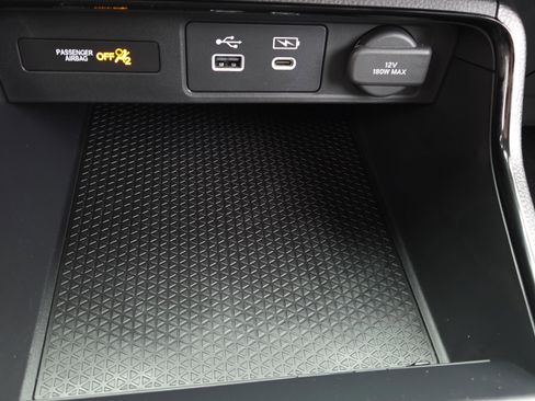 Used 2025 Honda CR-V Sport image 17