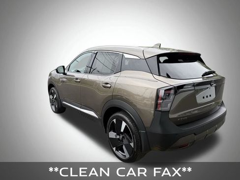 Used 2025 Nissan Kicks SR AWD/4WD image 3