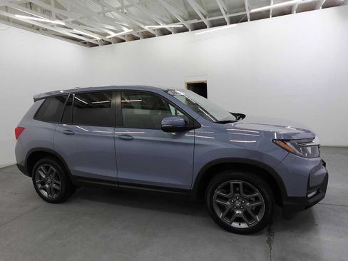 Used 2023 Honda Passport EX-L image 4