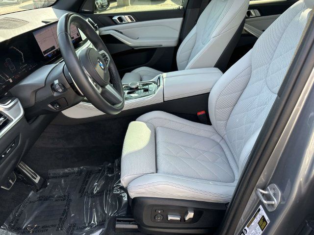 Certified 2025 BMW X5 xDrive40i w/ M Sport Package AWD/4WD image 25