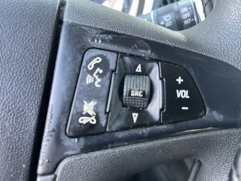 Used 2015 Chevrolet Equinox LS image 24