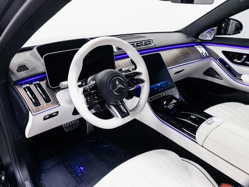 Used 2025 Mercedes-Benz S 63 AMG S image 9
