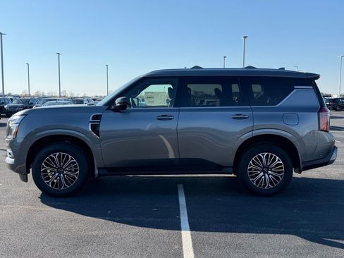 New 2026 Nissan Armada SL w/ Captain's Chari Seat Package image 7