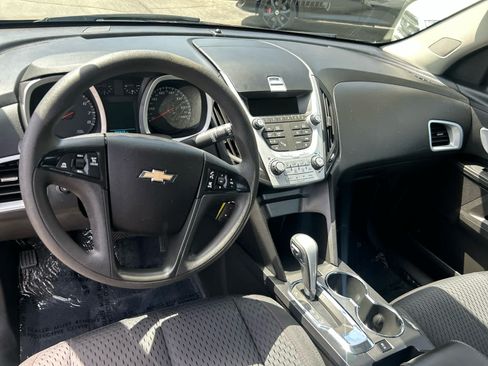 Used 2013 Chevrolet Equinox LS FWD image 13