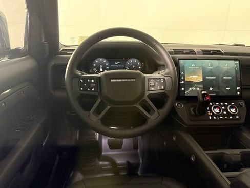 Certified 2026 Land Rover Defender 110 X-Dynamic SE image 27