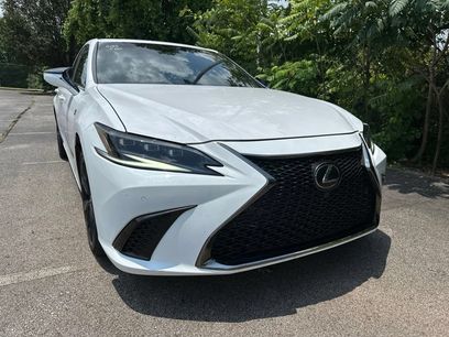 Used 2024 Lexus ES 300h F Sport w/ Accessory Package (Z2)