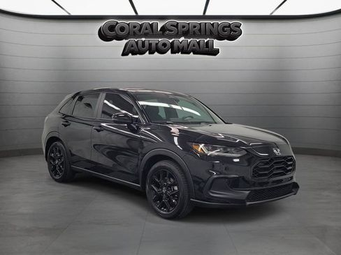 Certified 2025 Honda HR-V Sport image 1