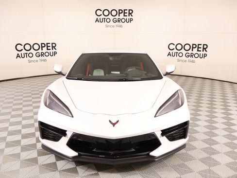 Used 2023 Chevrolet Corvette Stingray Premium Conv w/ Z51 Performance Package RWD image 9