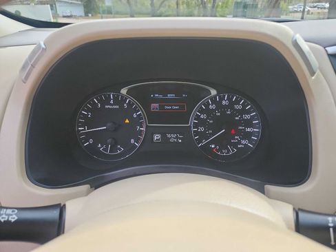 Used 2014 Nissan Pathfinder SL w/ Trailer Tow Package image 21