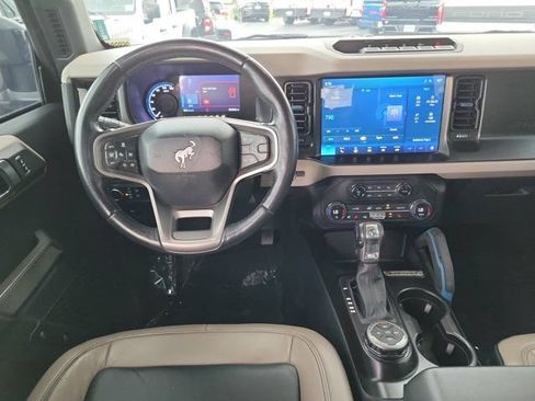 Used 2021 Ford Bronco Wildtrak AWD/4WD image 14