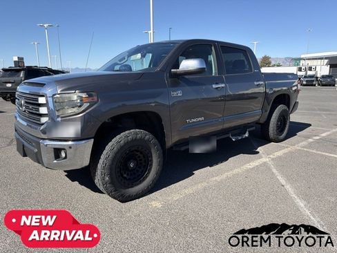 Used 2019 Toyota Tundra Limited w/ Limited Premium Package AWD/4WD image 17