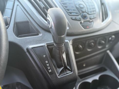 Used 2019 Ford Transit 350 XLT image 29