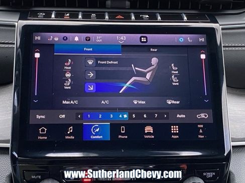 Used 2024 Jeep Grand Cherokee L Limited w/ Luxury Tech Group II image 30