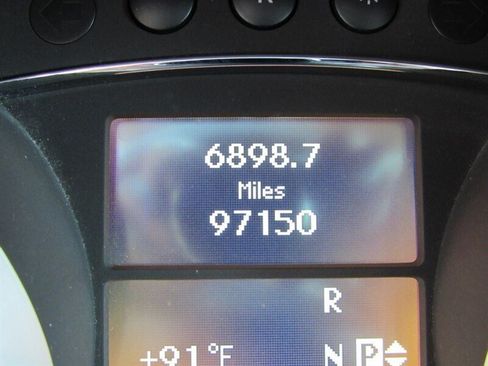 Used 2011 Mercedes-Benz GL 450 4MATIC image 20