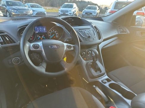 Used 2015 Ford Escape S image 12