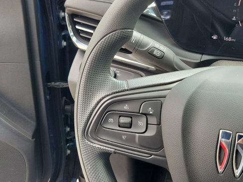 Used 2025 Buick Envista Preferred FWD image 21