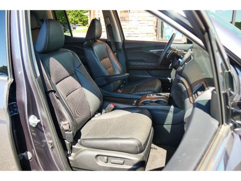 Used 2023 Honda Ridgeline RTL-E image 16