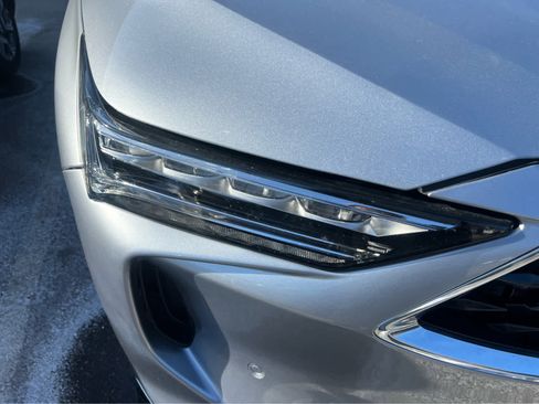 Used 2023 Acura MDX SH-AWD w/ Advance Package image 2