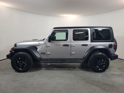 Used 2020 Jeep Wrangler Unlimited Sport image 4
