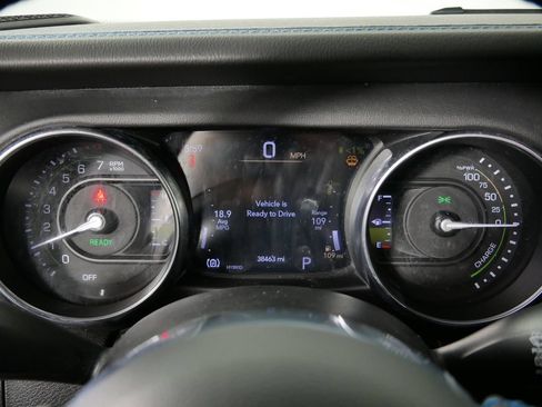 Used 2022 Jeep Wrangler Unlimited Rubicon 4xe w/ Steel Bumper Group AWD/4WD image 27