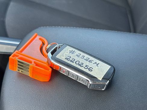 Used 2023 Kia K5 LXS image 37