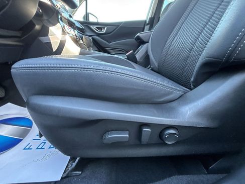 Used 2023 Subaru Forester Premium image 14