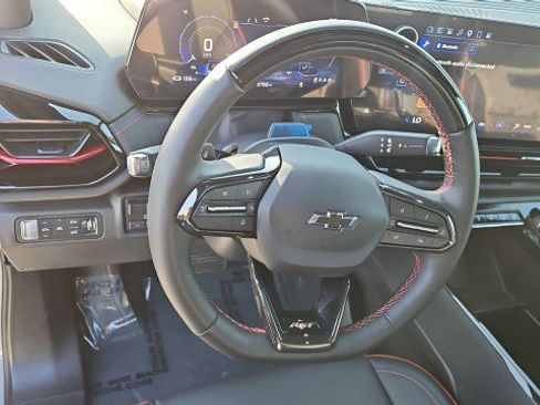 Used 2025 Chevrolet Silverado EV RST image 11