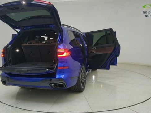 Used 2025 BMW X7 M60i image 83