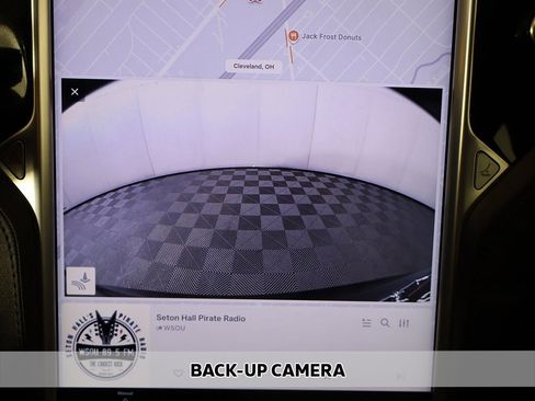 Used 2015 Tesla Model S 85D image 5