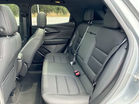 Used 2023 Chevrolet TrailBlazer RS w/ Sun and Liftgate Package FWD image 25