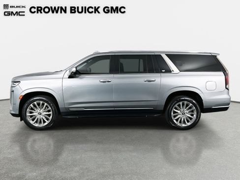 Used 2023 Cadillac Escalade ESV Premium Luxury image 5