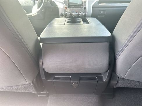 Used 2015 Toyota Tundra SR5 AWD/4WD image 22