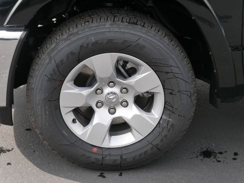 New 2025 RAM 1500 Big Horn image 4