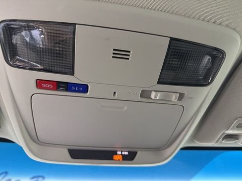 Used 2016 Subaru Legacy 2.5i Premium image 13